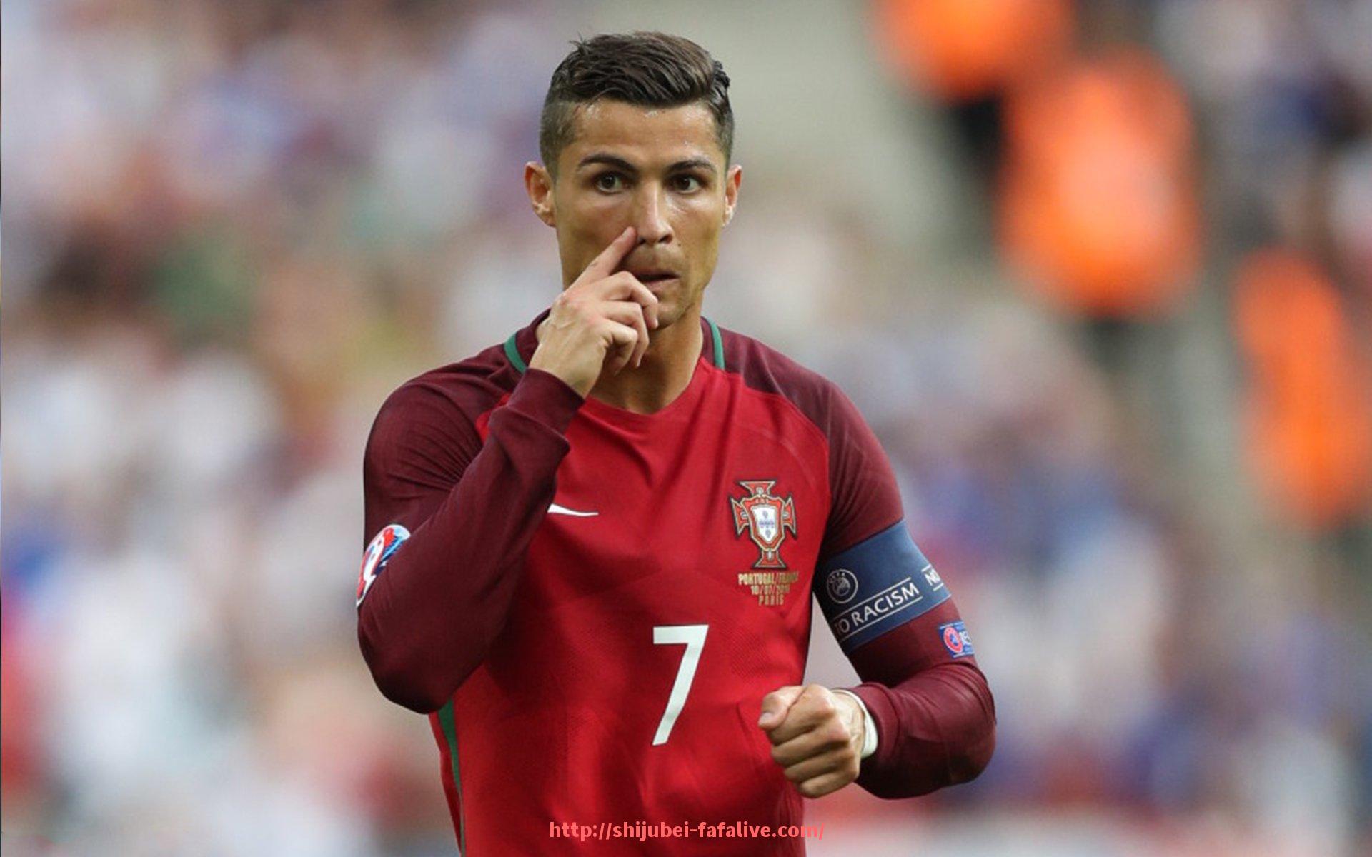 世俱杯直播-世俱杯赛场风云人物特写与球员赛场魅力展示